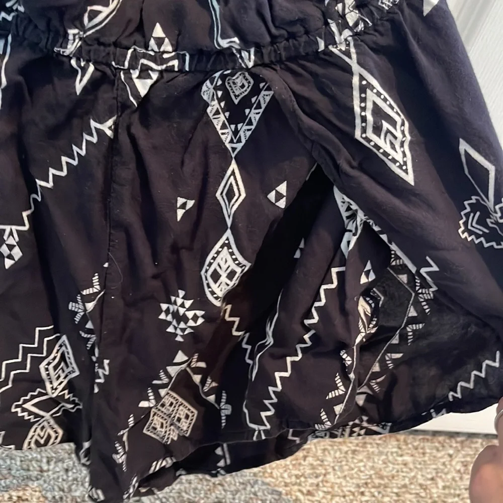 Billabong Strapless Romper ⚡️ Aztec Print - Picture 2 of 4